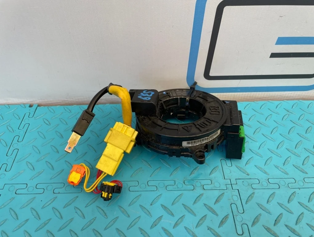 Шлейф подрулевой Mitsubishi Pajero 2010 8619A018 V93W 6G72 3.0