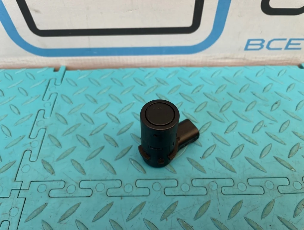 Датчик парктроника Volvo Xc90 2005 30765108 C B5254T2 2.5