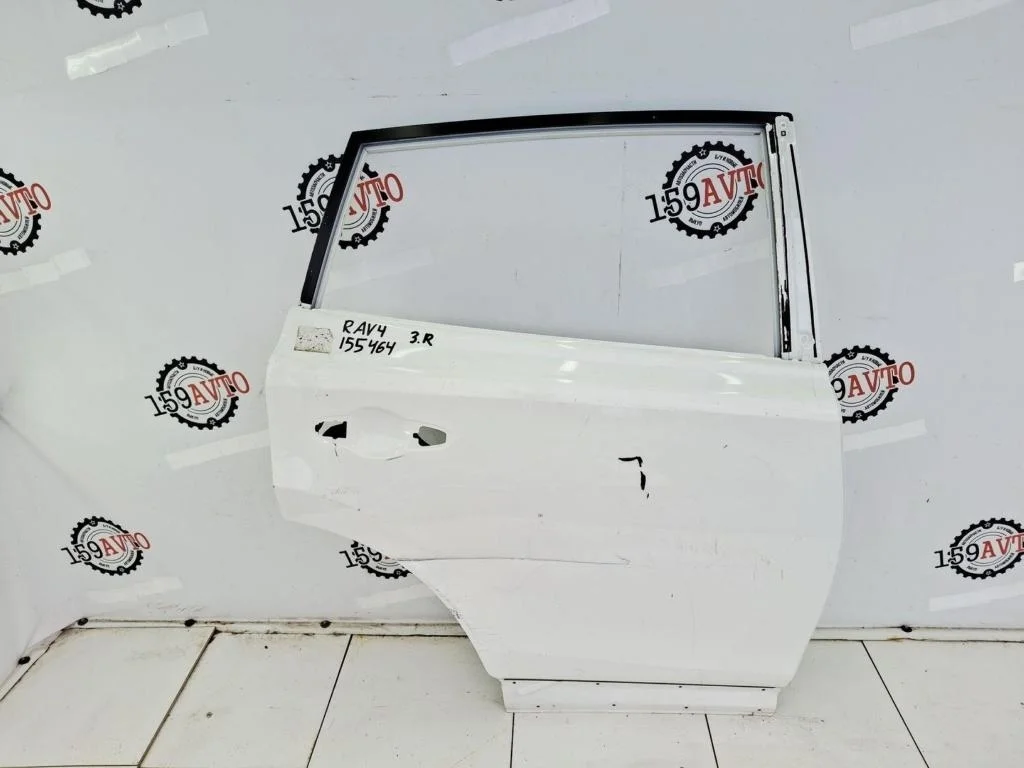 Дверь задняя правая Toyota RAV4 A40
