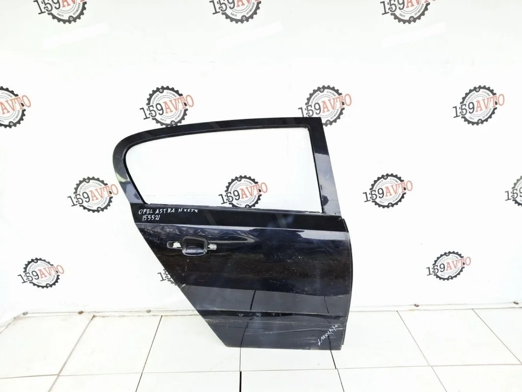 Дверь задняя правая Opel Astra H