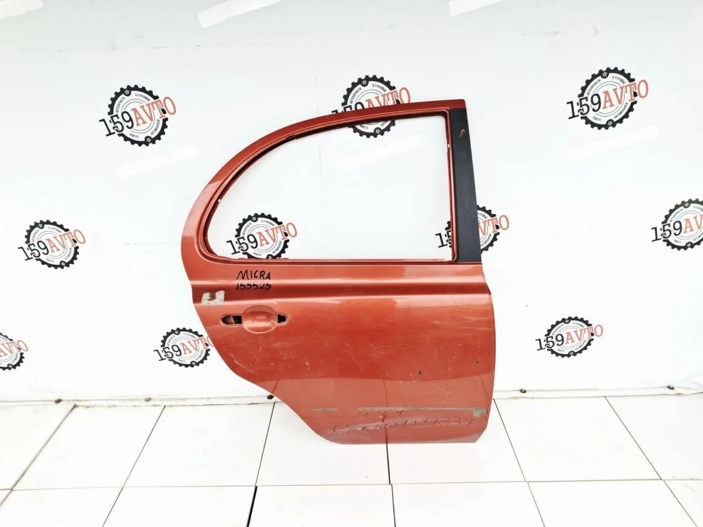 Дверь задняя правая Nissan Micra K12