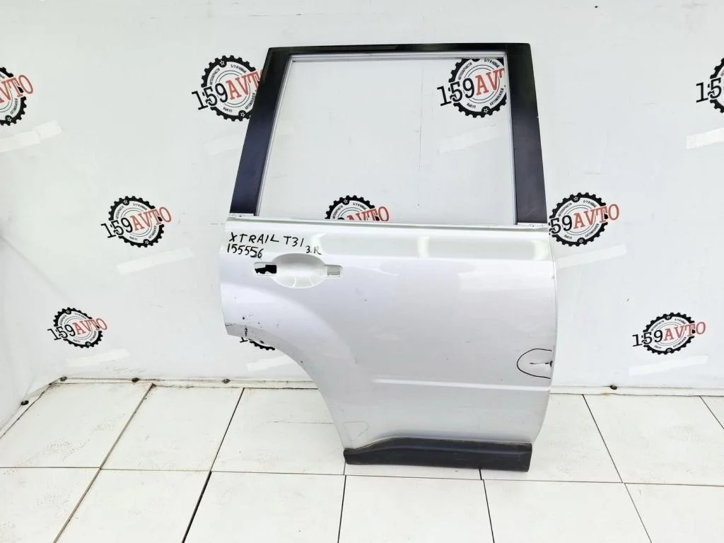 Дверь задняя правая Nissan X-Trail T31