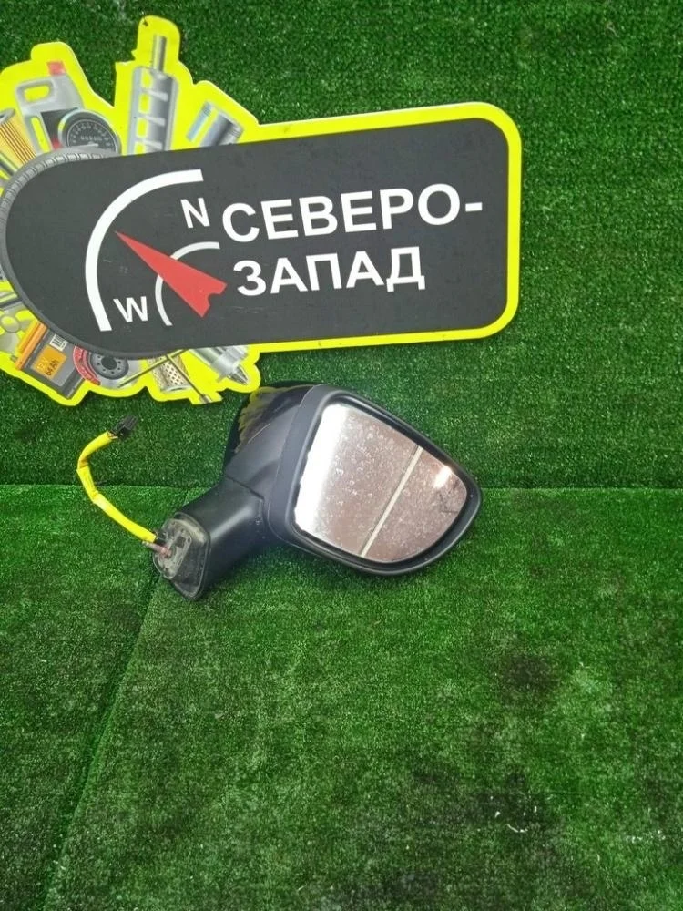 Зеркало Renault Kaptur 2017 963010497R HHA F4R410, правое