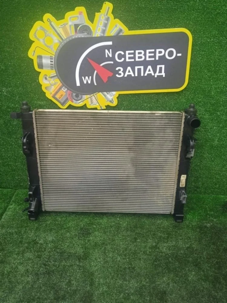 Радиатор охлаждения двс Renault Duster 2021 214100078R XJD H5H460