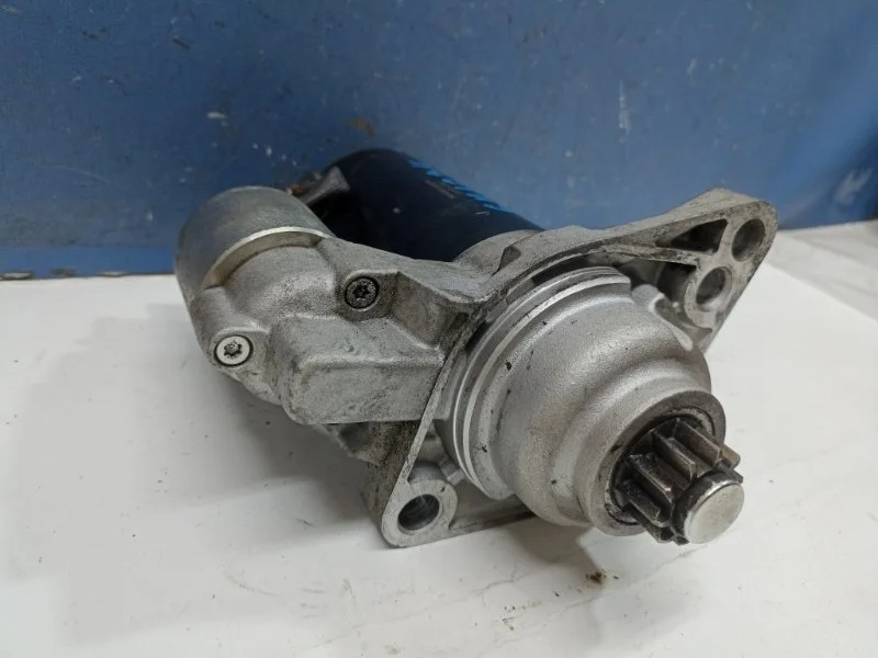 Стартер Volkswagen Caddy 2006 0AH911023A 2KB 1.6 BSE