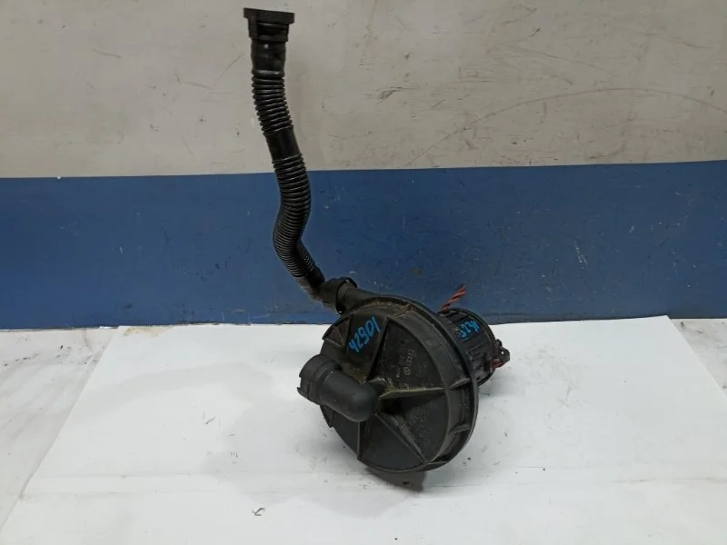 Насос воздушный Volkswagen Caddy 2006 06A959253E 2KB 1.6 BSE