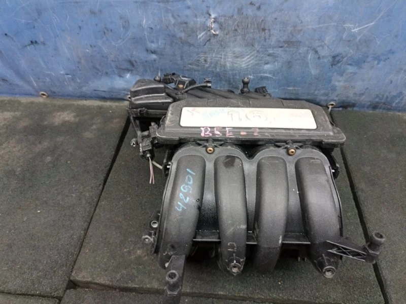 Коллектор впускной Volkswagen Caddy 2006 06A133203EM 2KB 1.6 BSE