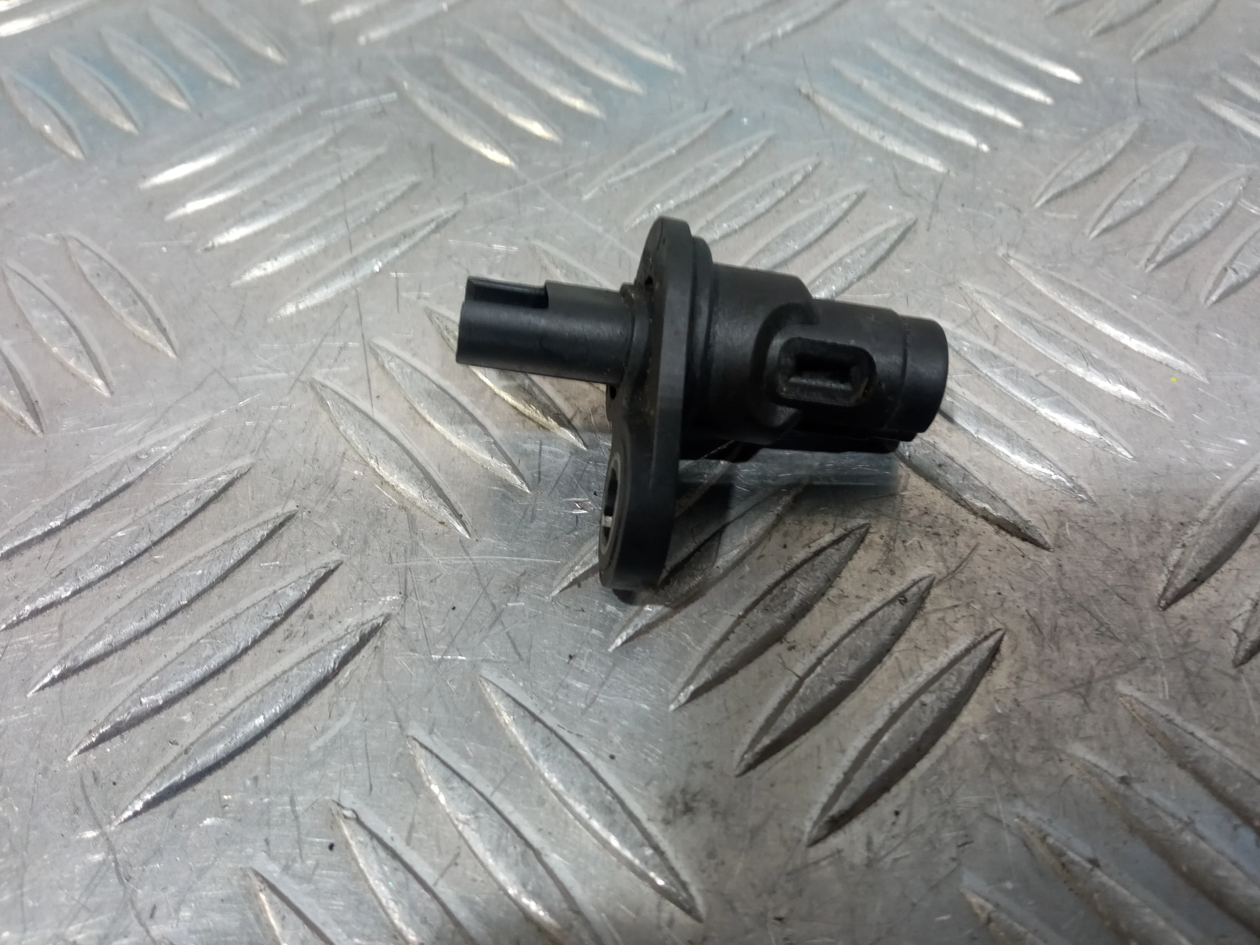 [Б/У] Датчик положения распредвала [Код: 00372312 ]