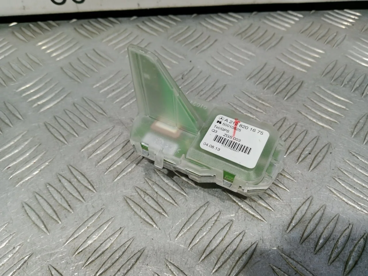 [Б/У] Антенна на крышу [Код: 00652116 ]