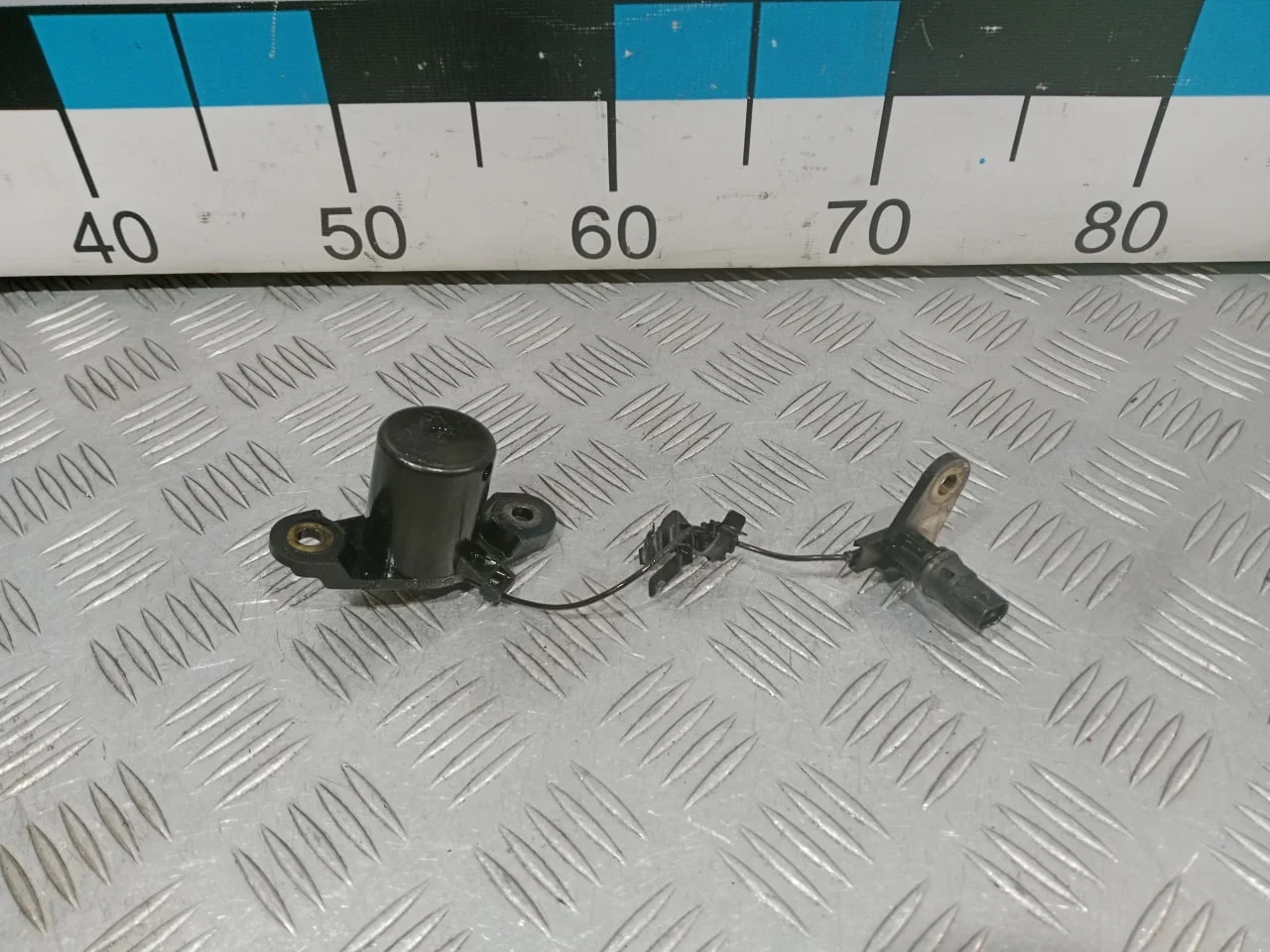 [Б/У] Датчик уровня масла [Код: 00648468 ]