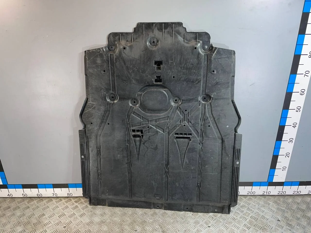 [Б/У] Защита антигравийная [Код: 00649451 ]