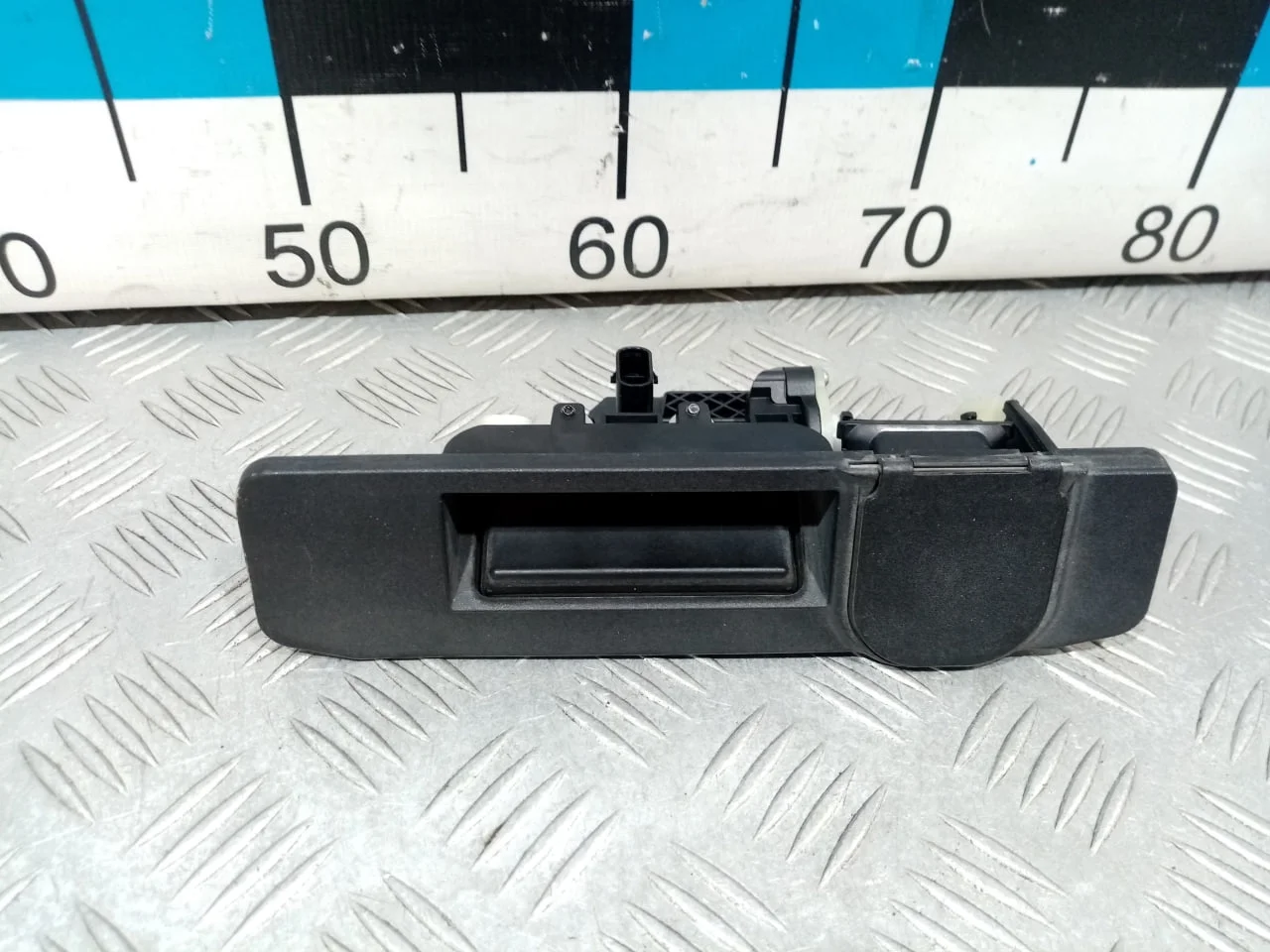 [Б/У] Ручка двери багажника наружная Mercedes [Код: 00653304 ]