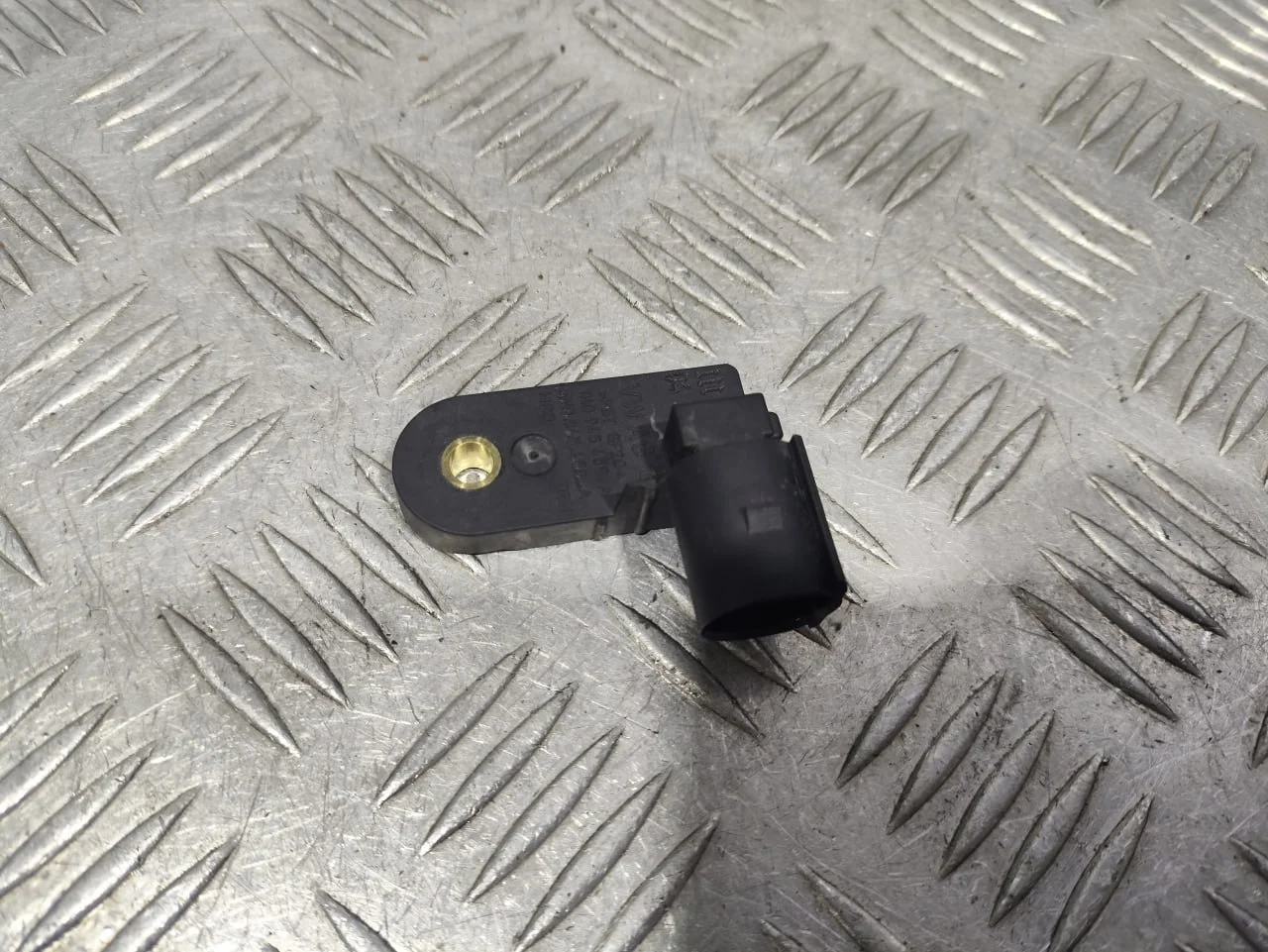 [Б/У] Датчик включения стоп сигнала [Код: 00653012 ]