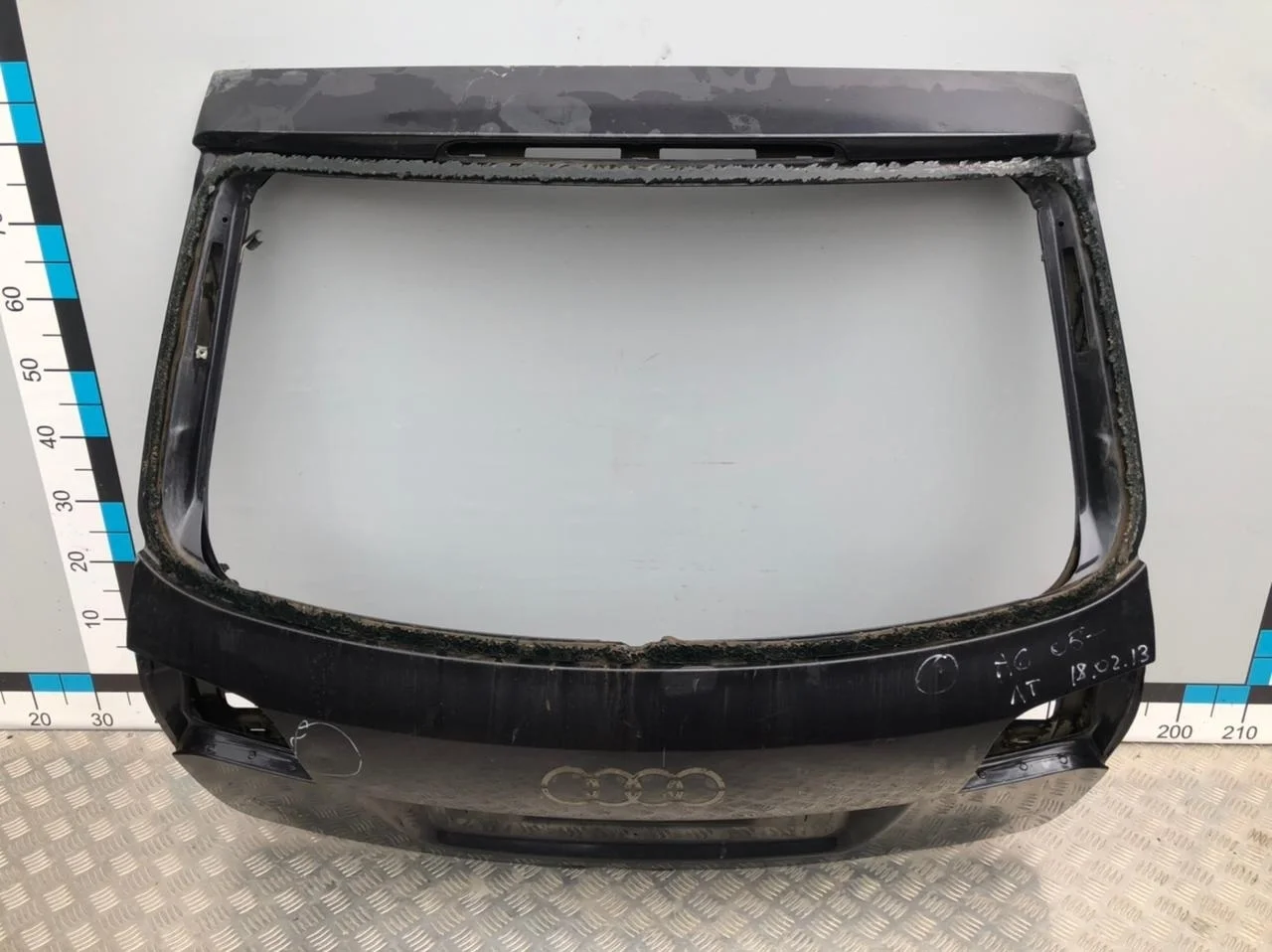 [Б/У] Дверь багажника (универсал) Audi A6 - небольшие вмятины [Незначительные дефекты] [Код: 00317371 ]