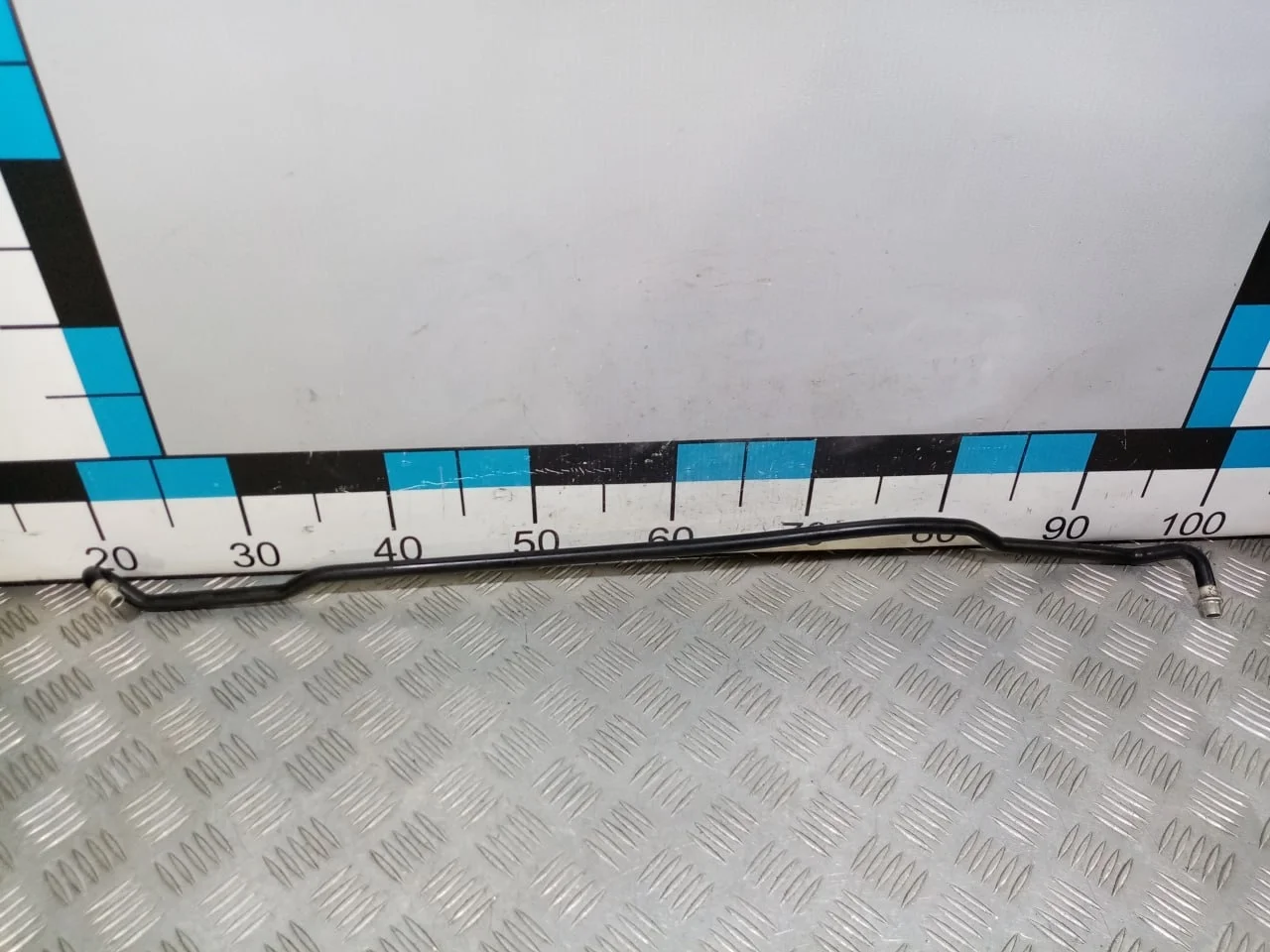 [ЧАСТЬ Б/У] Радиатор (маслоохладитель) АКПП Touareg - (Состояние: только длинная трубка) [Код: 00534072 ]