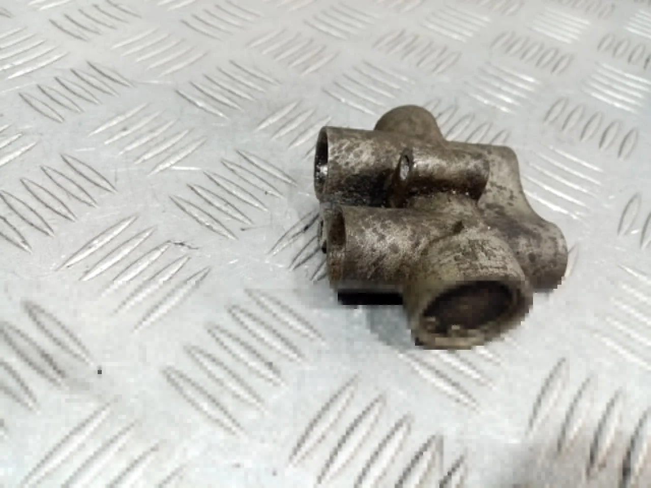 [ЧАСТЬ Б/У] Радиатор (маслоохладитель) АКПП Touareg - (Состояние: только термостат) [ХОРОШЕЕ] [Код: 00645801 ]