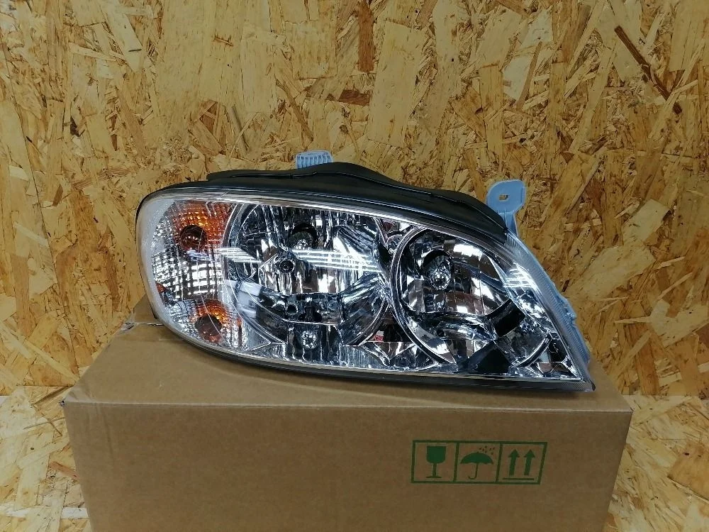 Фара правая Kia Spectra I рестайлинг 2 (2004—2011)