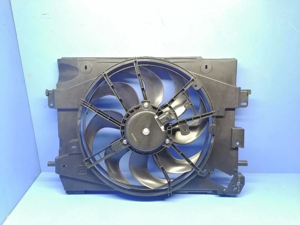 Вентилятор радиатора (диффузор) Renault Logan II (2012—2018)