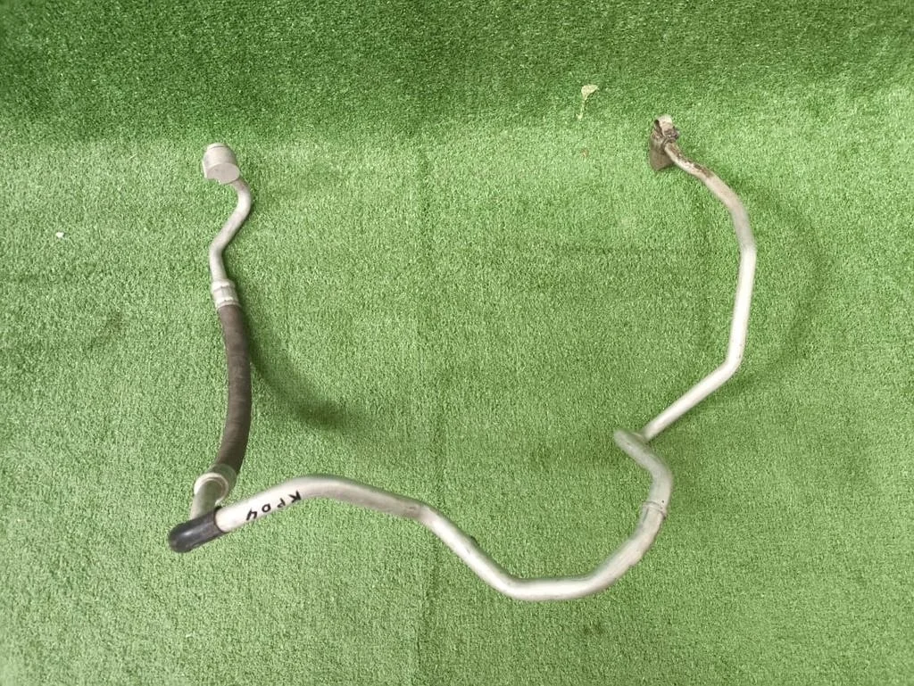 Б.у. трубка кондиционера толстая SKODA RAPID SKODA RAPID