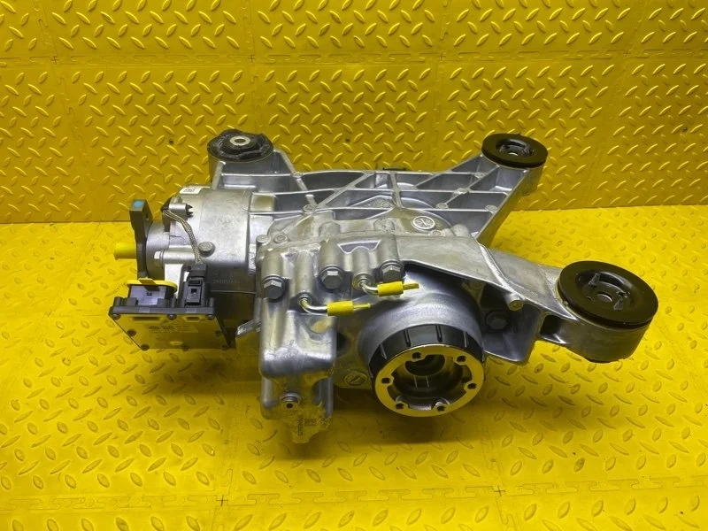 Редуктор Volkswagen Tiguan 0BR525010Q, задний