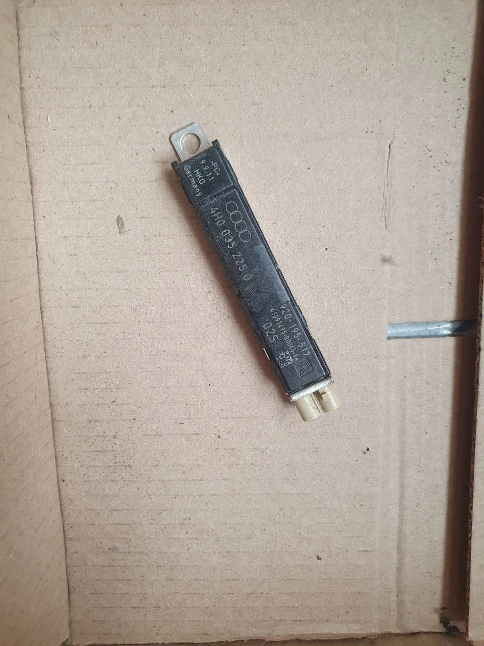 усилитель антенны Audi A8 D4 (2010—2014) CGWA 3.0