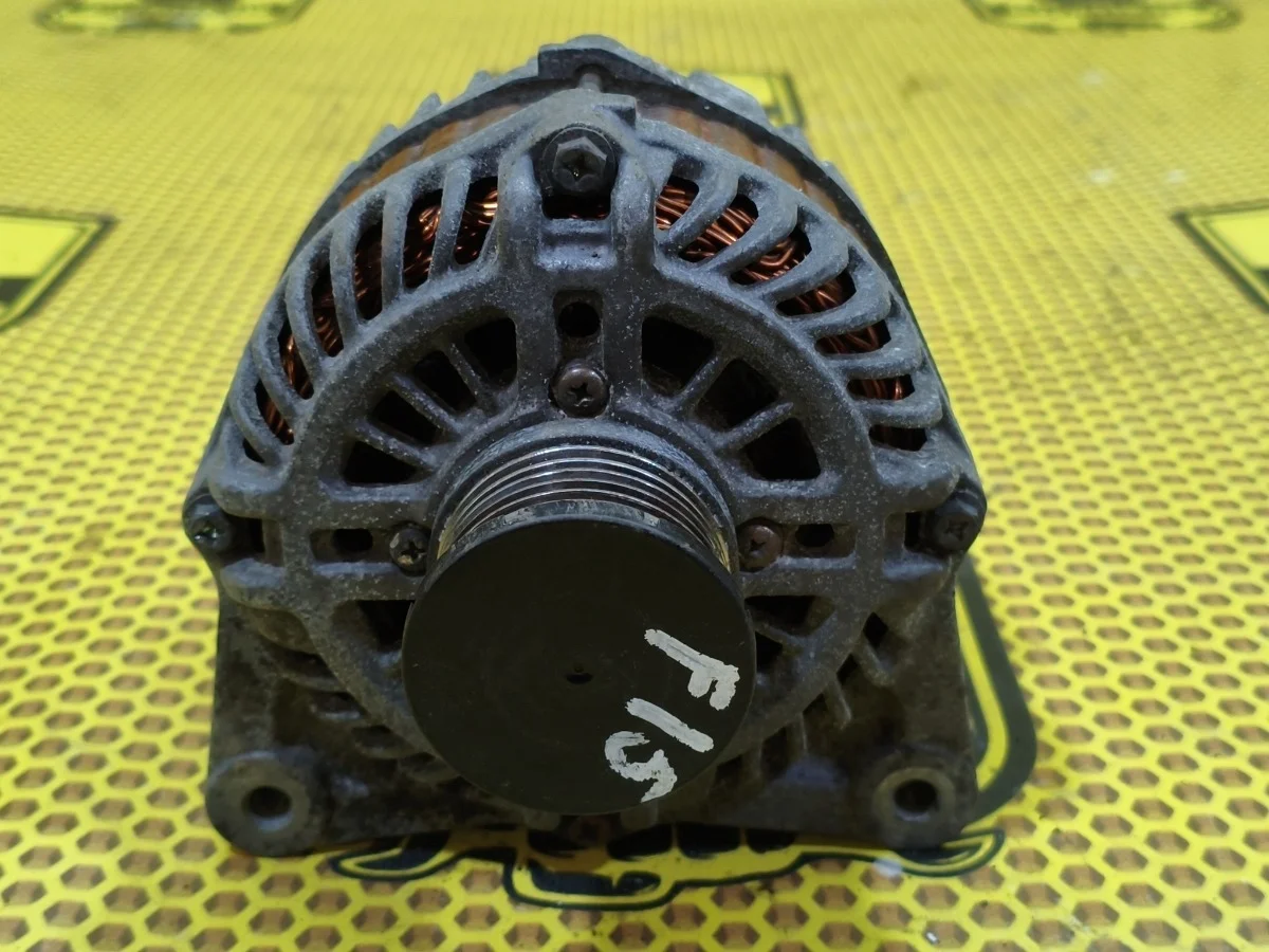 Генератор Nissan Juke 2011 231001KM1A F15 MR16DDT