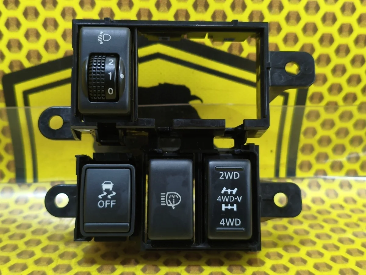 Блок кнопок корректора фар Nissan Juke 2011 251901KA0D F15 MR16DDT