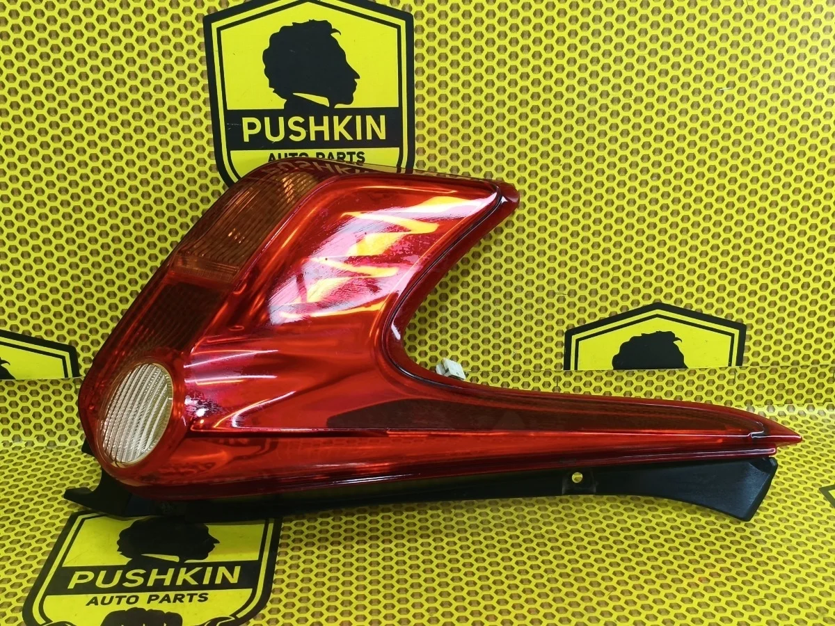 Фонарь в крыло Nissan Juke 2011 265551KA0A F15 MR16DDT, задний левый