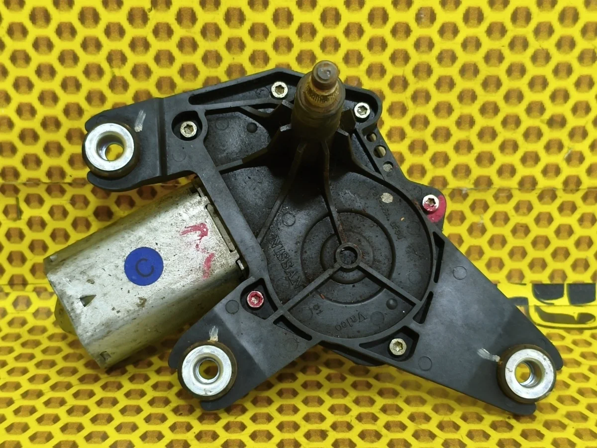 Трапеция дворников Nissan Juke 2011 287101KA0A F15 MR16DDT, задняя