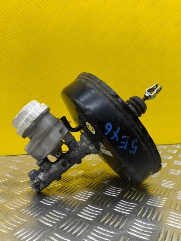 Цилиндр тормозной главный Mitsubishi L200 (2006-2015) 2006 MN102441 ПИКАП 2.5 D 4D56