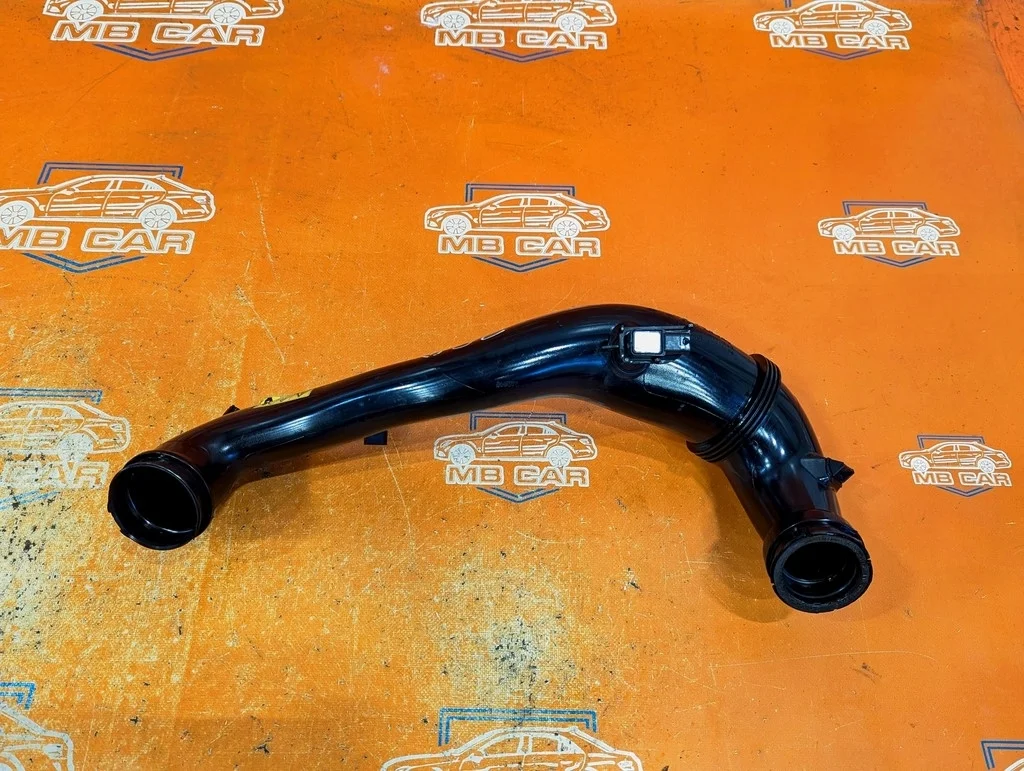 Патрубок воздушный Mercedes-Benz