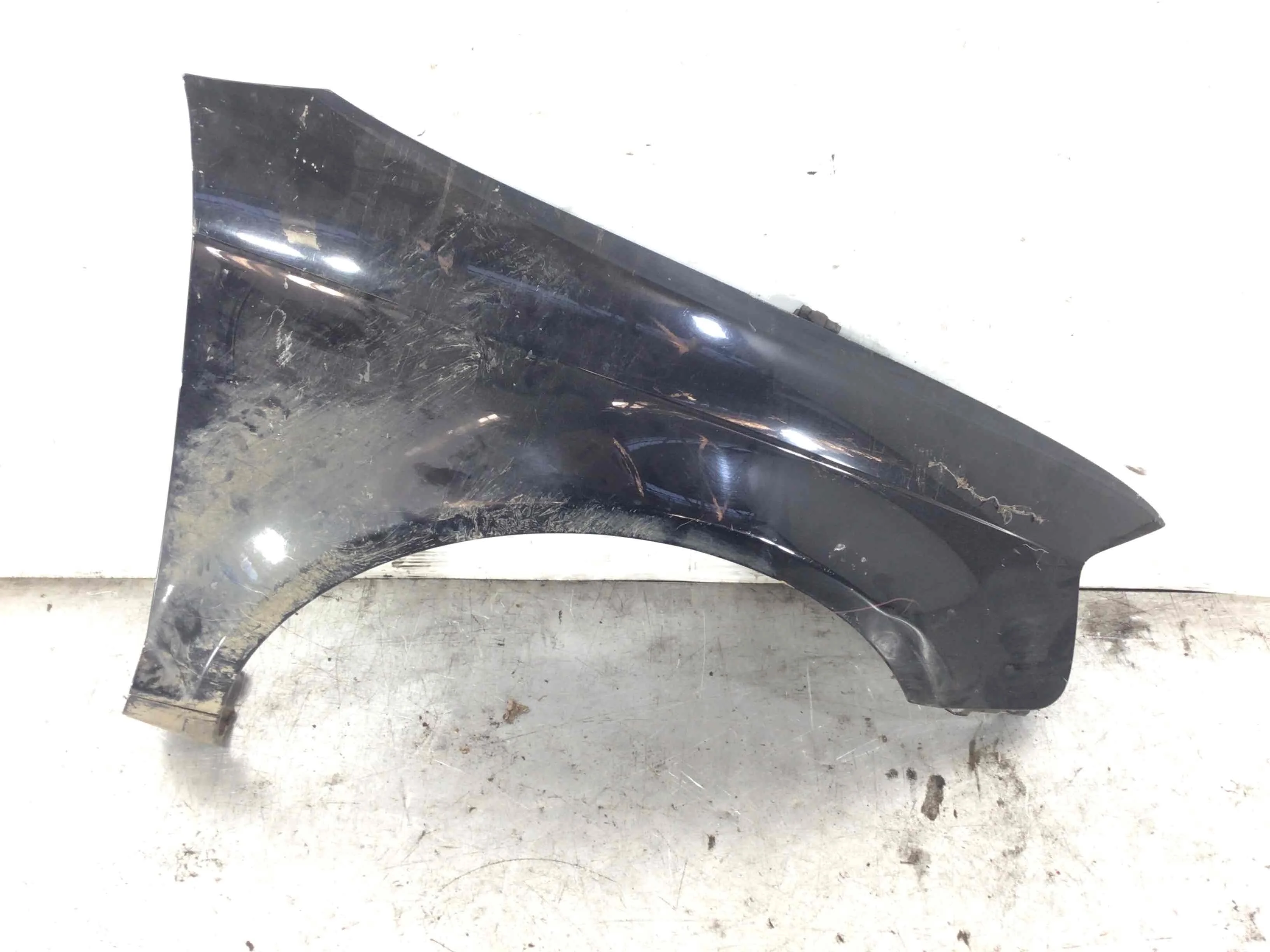 Крыло переднее правое Audi A3 8P/8PA [рестайлинг] (2004-2008) дизель 1.9 TDI Механика Х/б