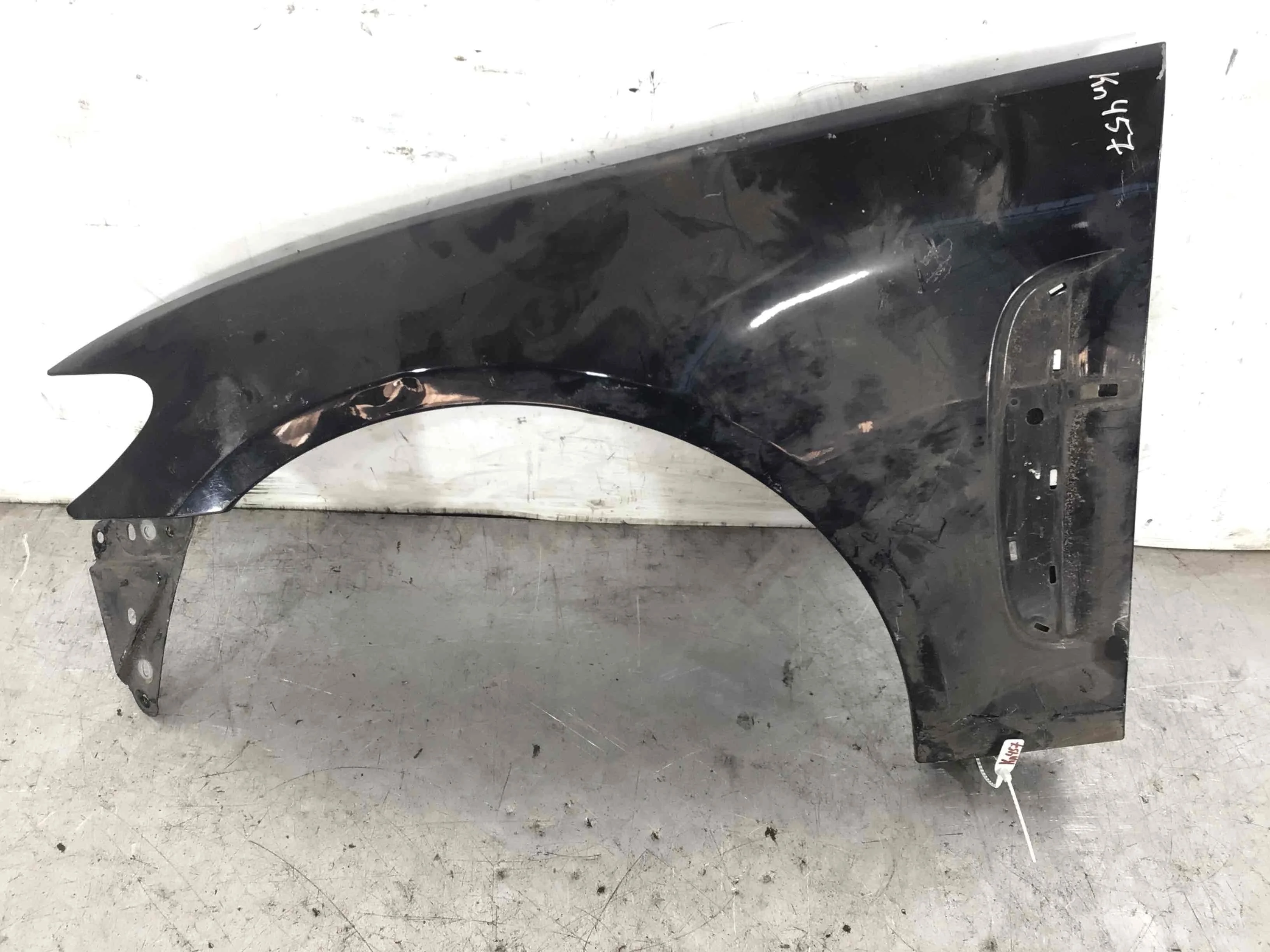 Крыло переднее левое Jaguar XF X250 (2007-2011) дизель 2.7 TDI Автомат Седан