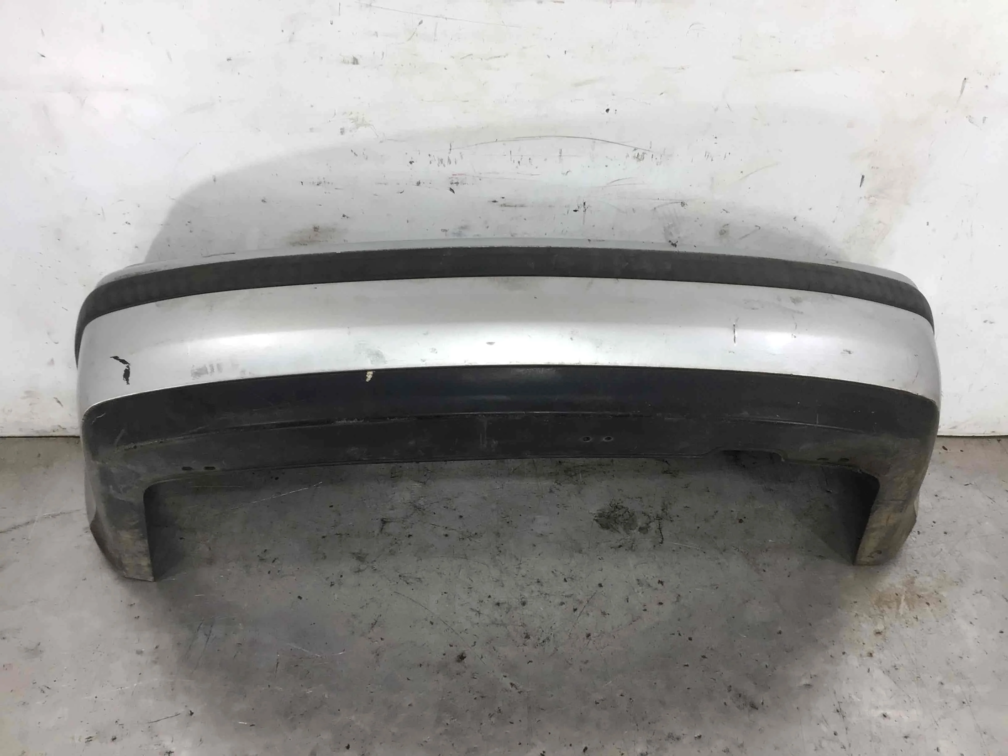 Бампер задний Volkswagen Bora Bora (1J) 1998 - 2005 бензин 2.0 i Механика Седан