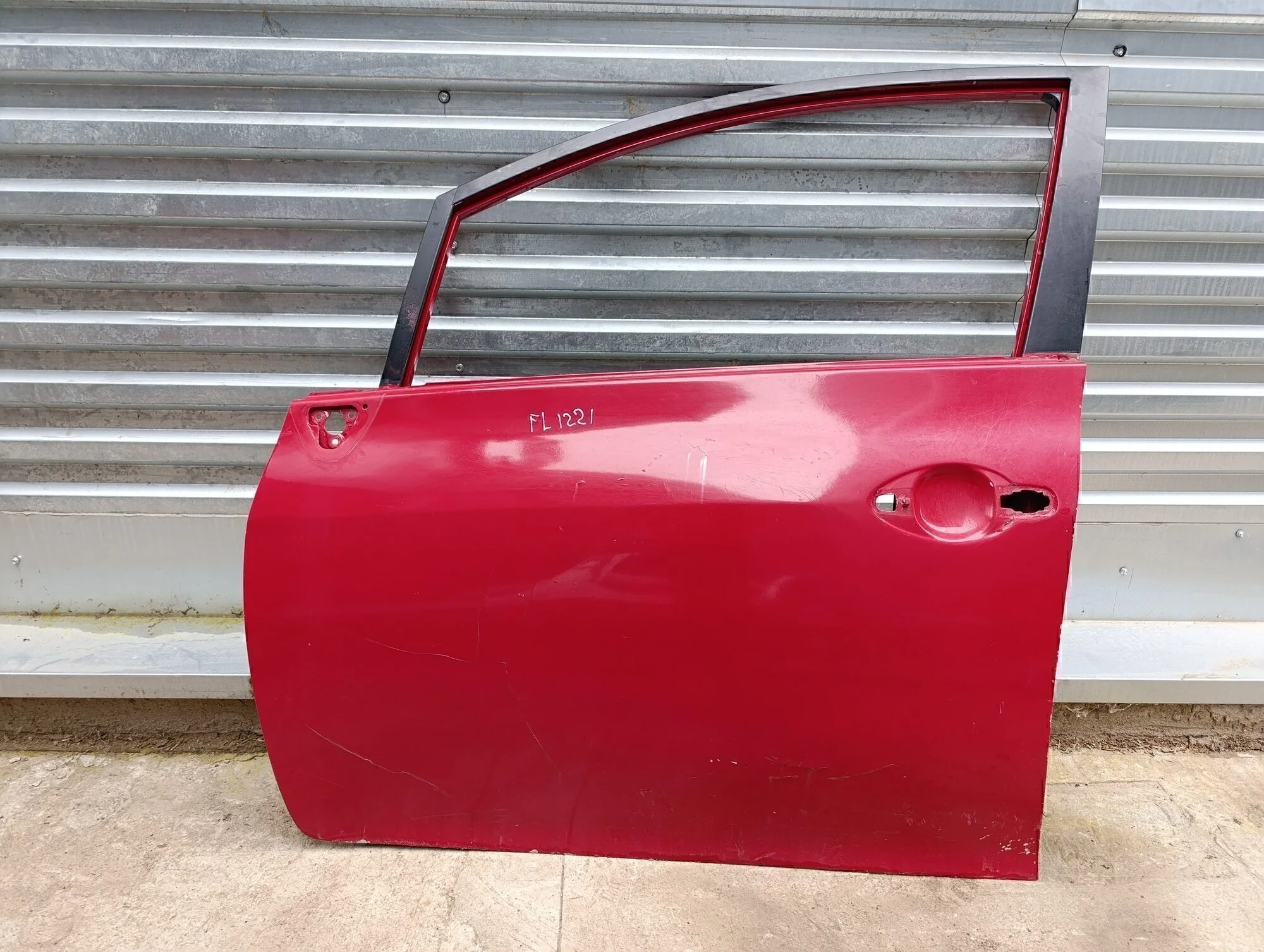 Дверь передняя левая Auris (E15) 2006-2012