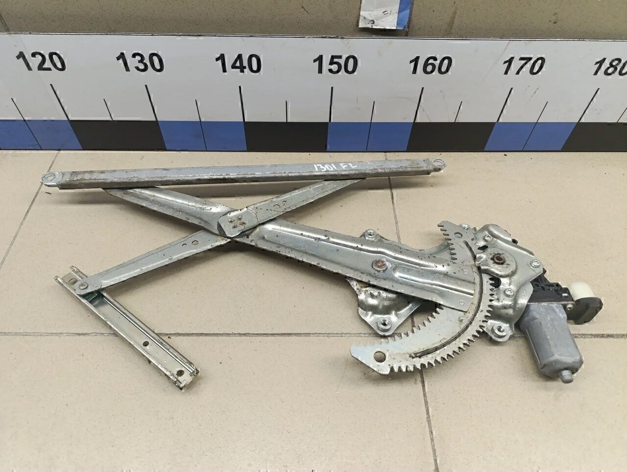 Стеклоподъемник электр. передний левый Outlander (GF) 2012>