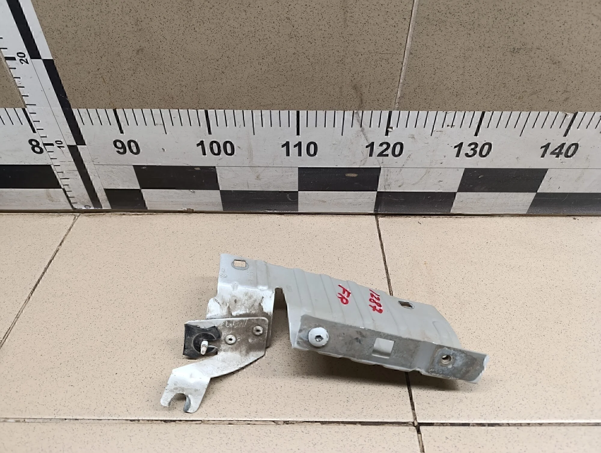 Кронштейн крепления крыла Kaptur 2016>