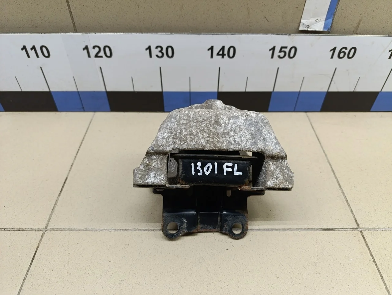 Опора двигателя левая Outlander (GF) 2012>