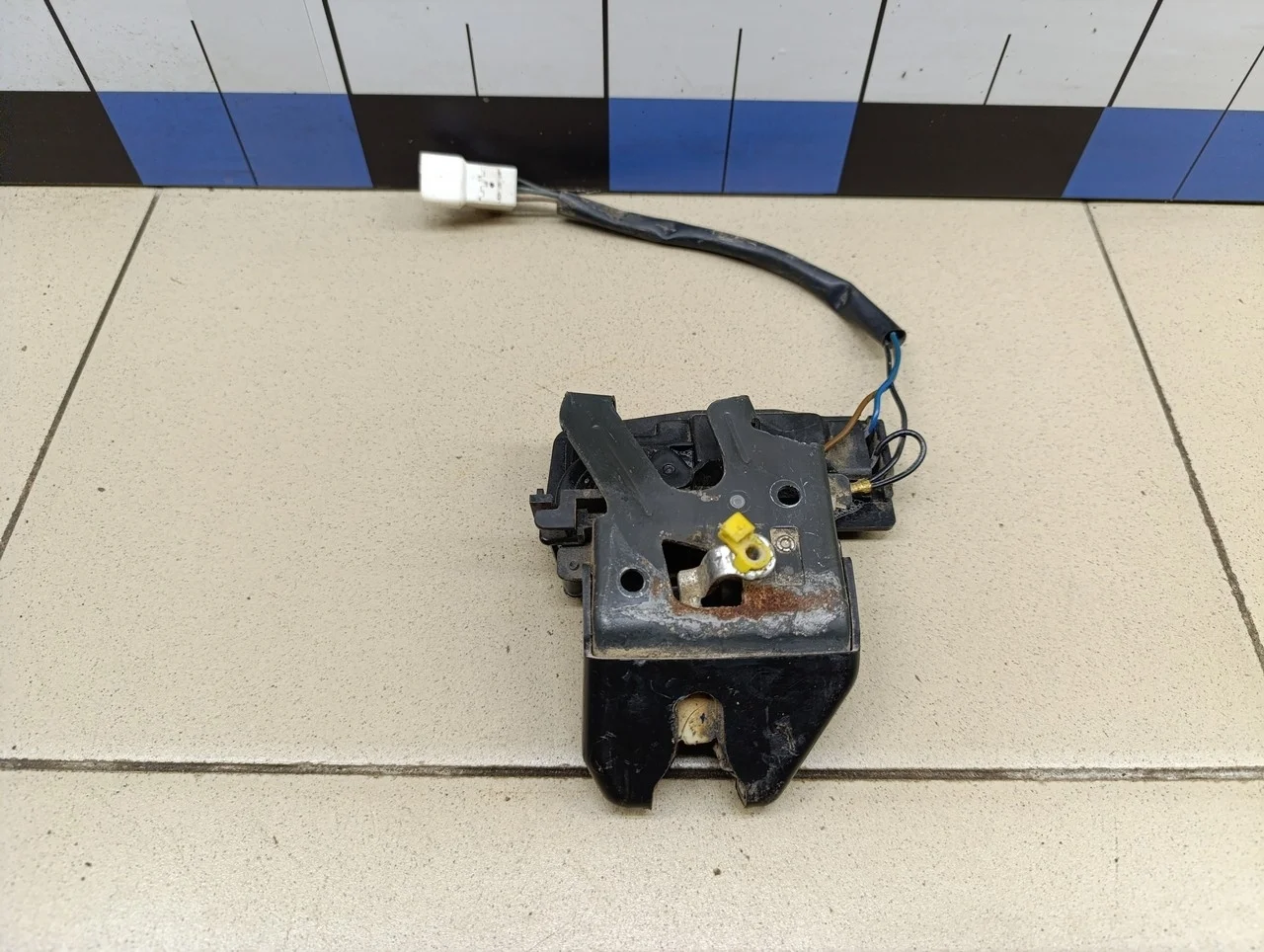 Замок багажника Lacetti 2003-2013