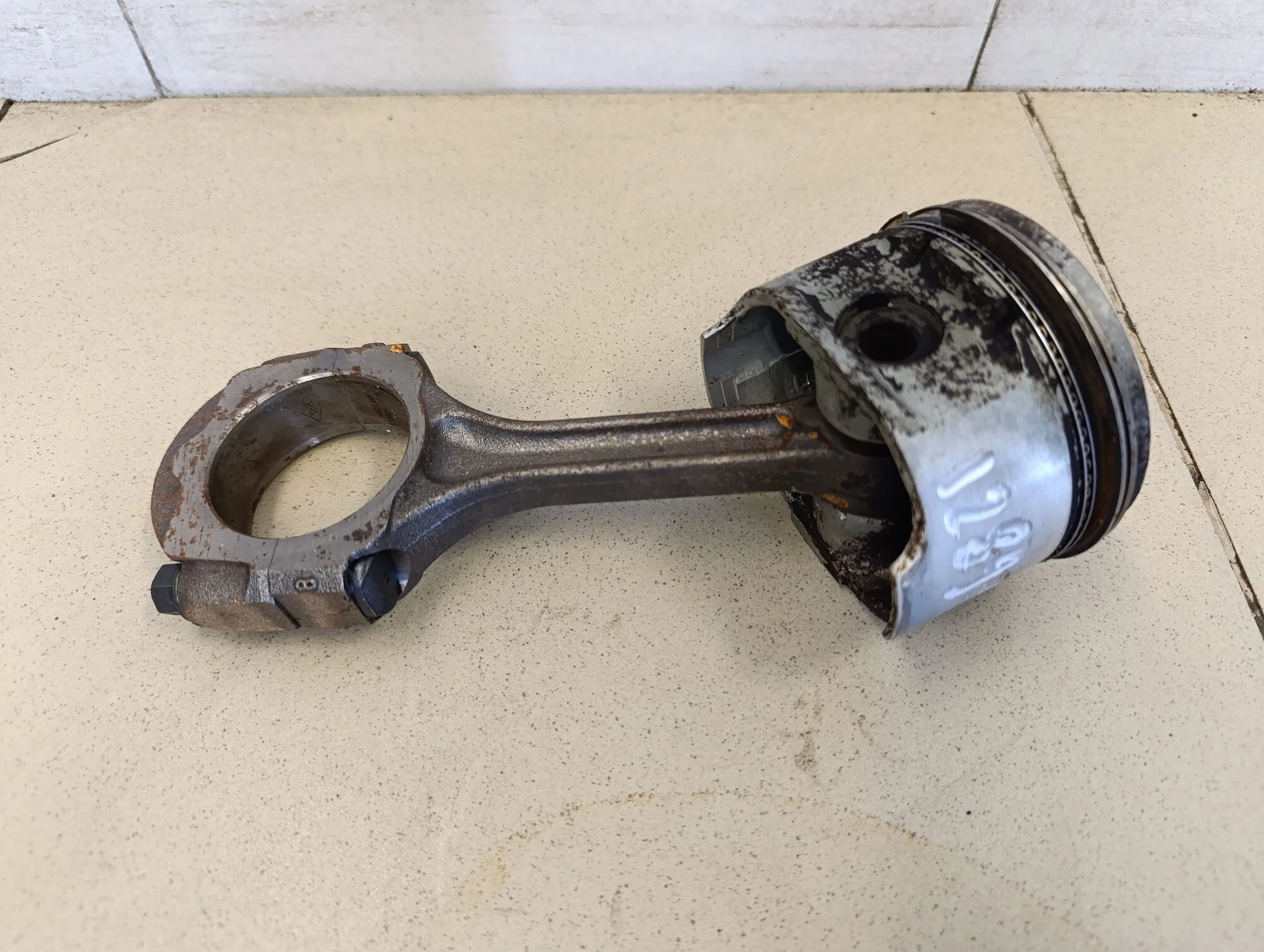 Поршень с шатуном Clio/Symbol 1998-2008