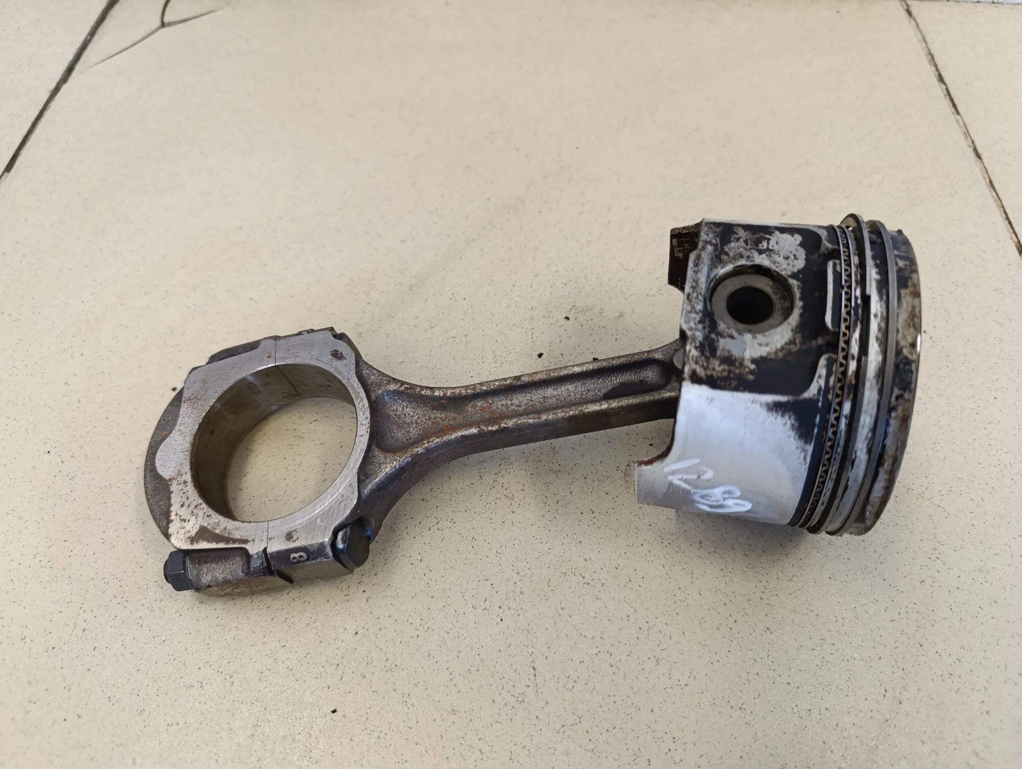 Поршень с шатуном Clio/Symbol 1998-2008