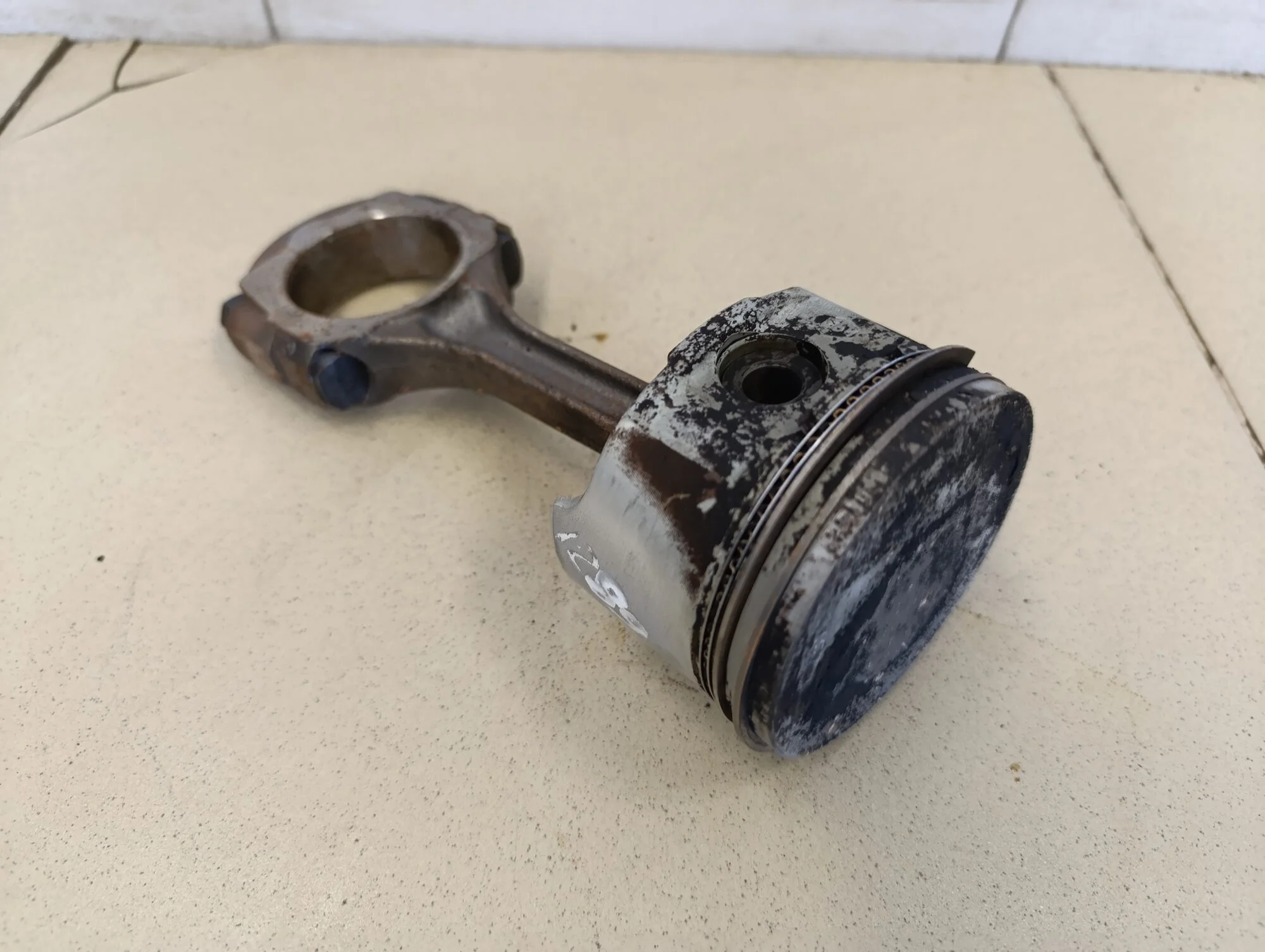 Поршень с шатуном Clio/Symbol 1998-2008