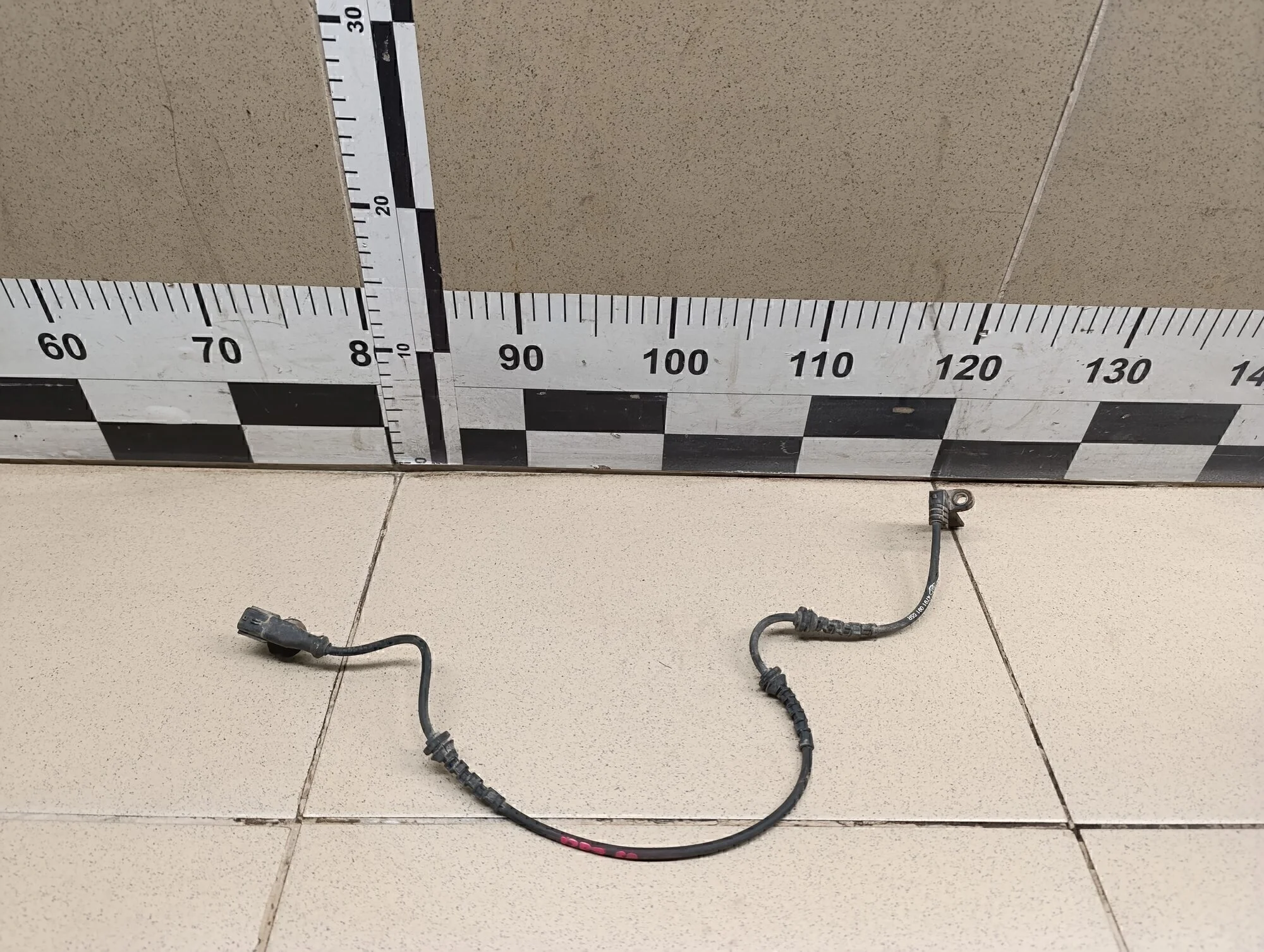 Датчик ABS передний Duster 2012>