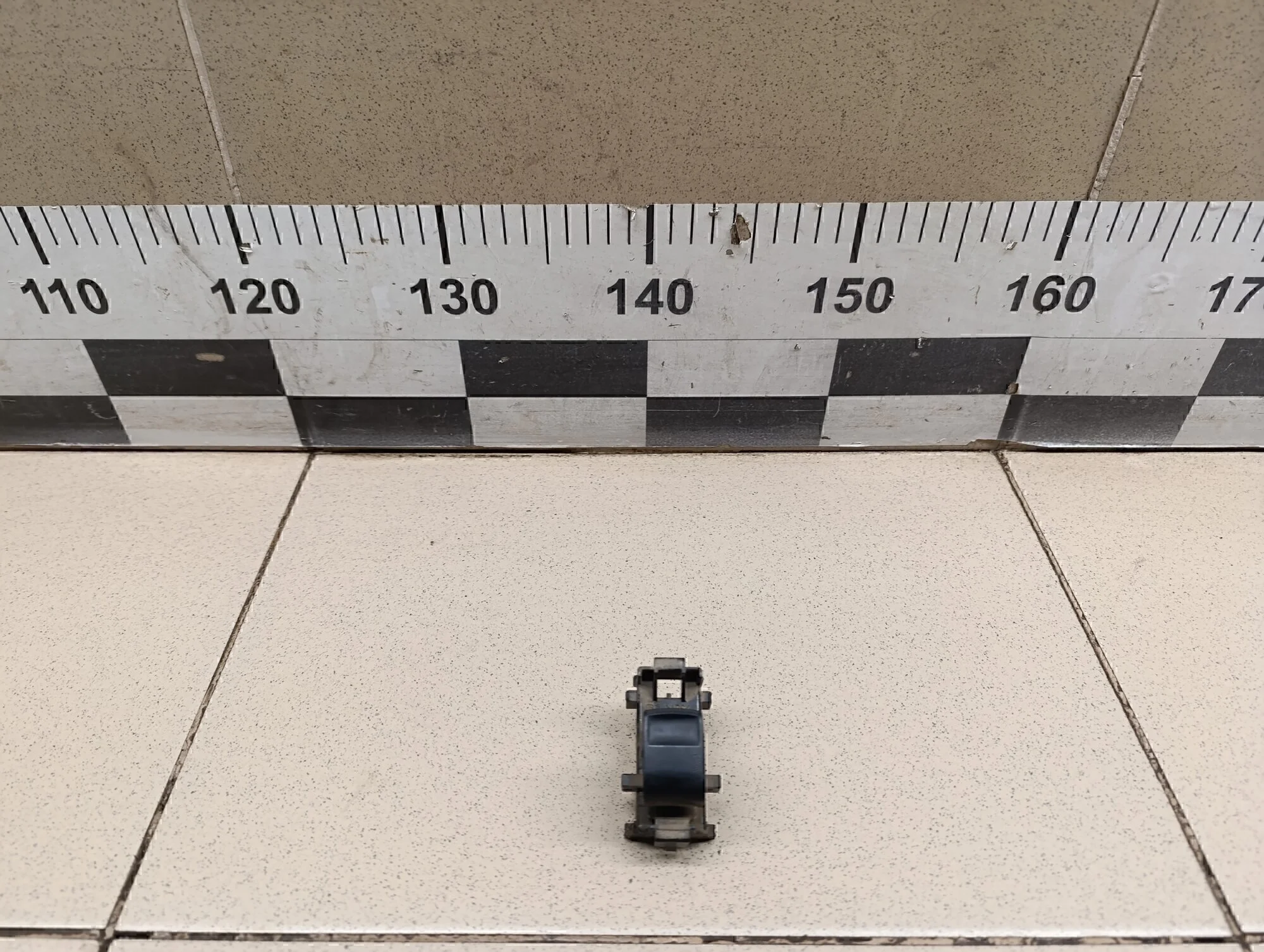 Кнопка стеклоподъемника Camry XV40 2006-2011