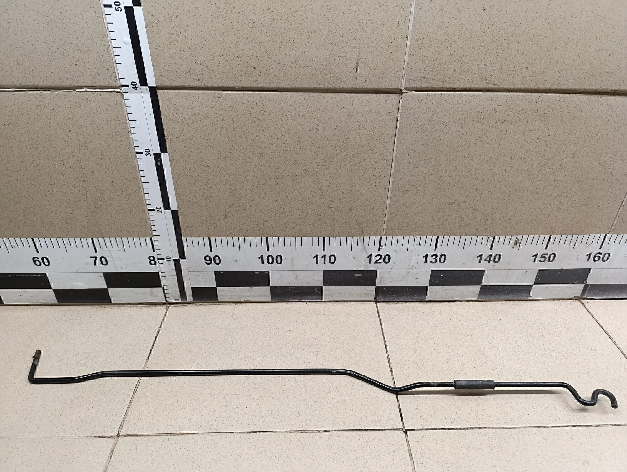 Держатель капота Cruze 2009-2016