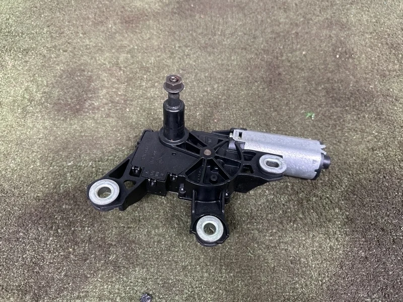 Моторчик дворника Volkswagen 7E0955711B, задний