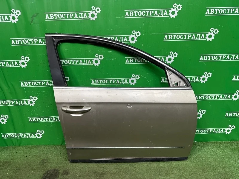 Дверь Volkswagen Passat 2005-2011 3C4831056J B6, передняя правая