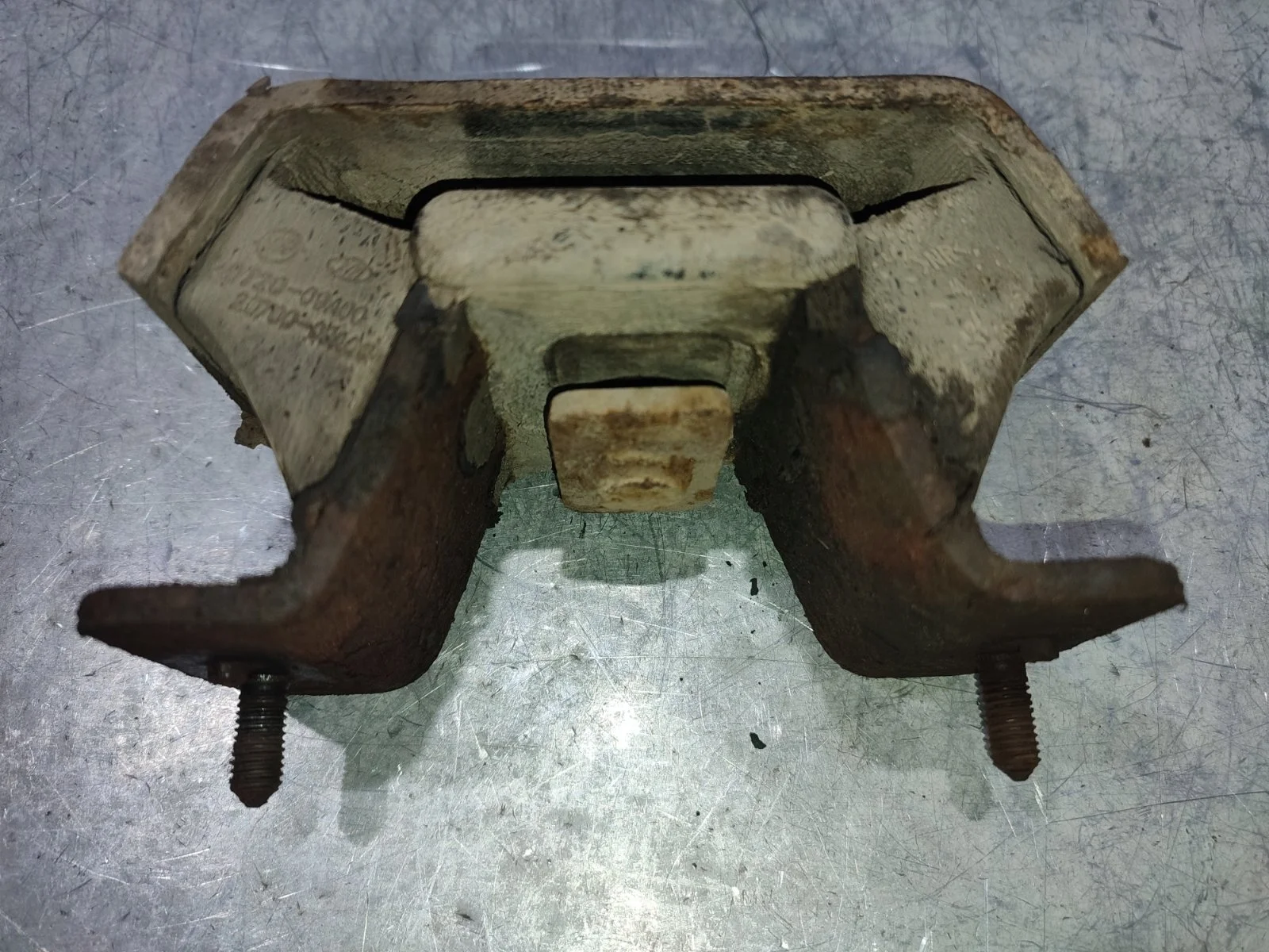 Подушка (опора) двигателя SsangYong Kyron 2008 D130