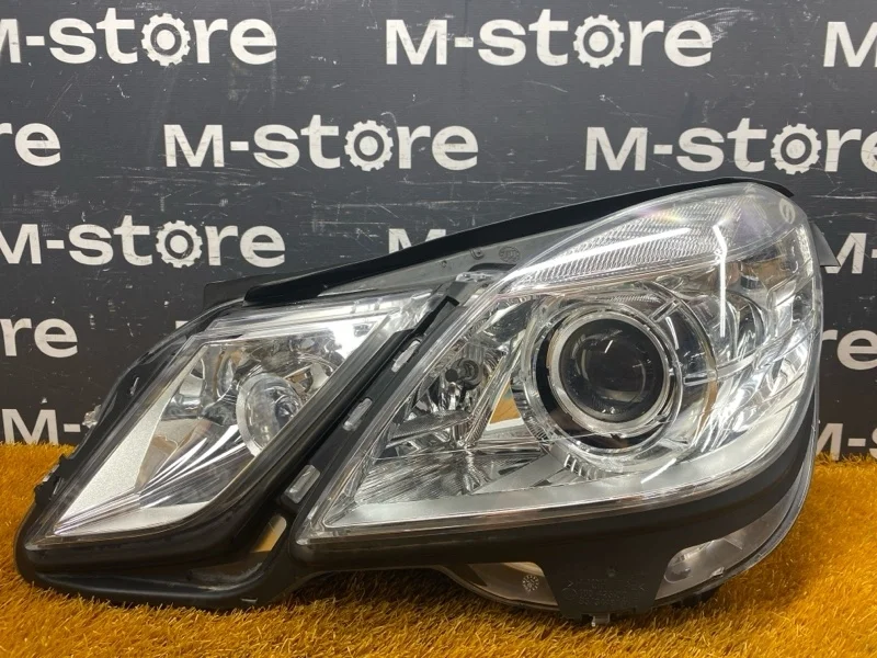 Фара Mercedes-Benz E-Class 2010 A2128205761 W212 642.850, левая