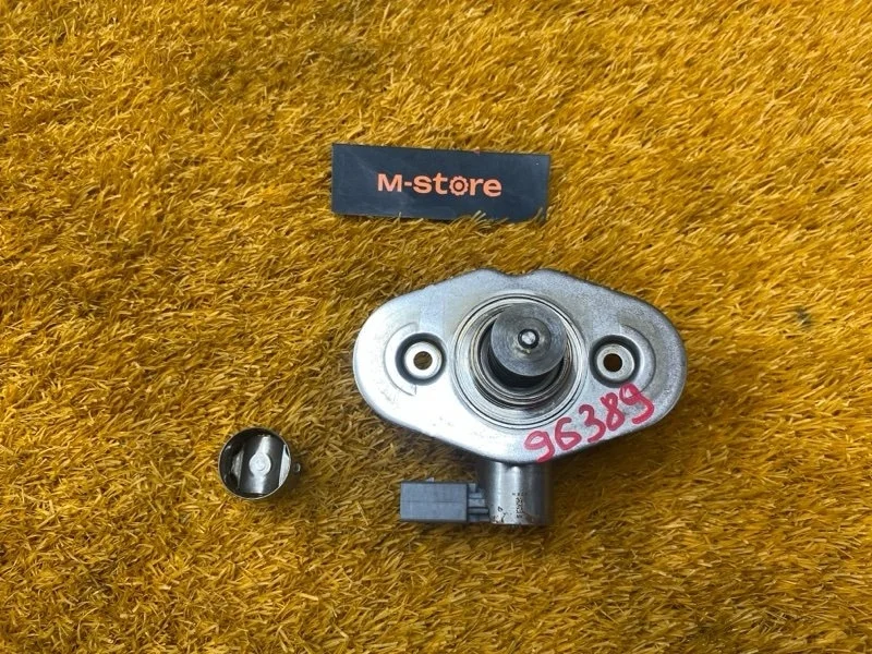 ТНВД Bmw 5-Series 2012 13517584461 F10 N20B20B